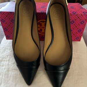 Tory Burch Penelope Cap-Toe Flat